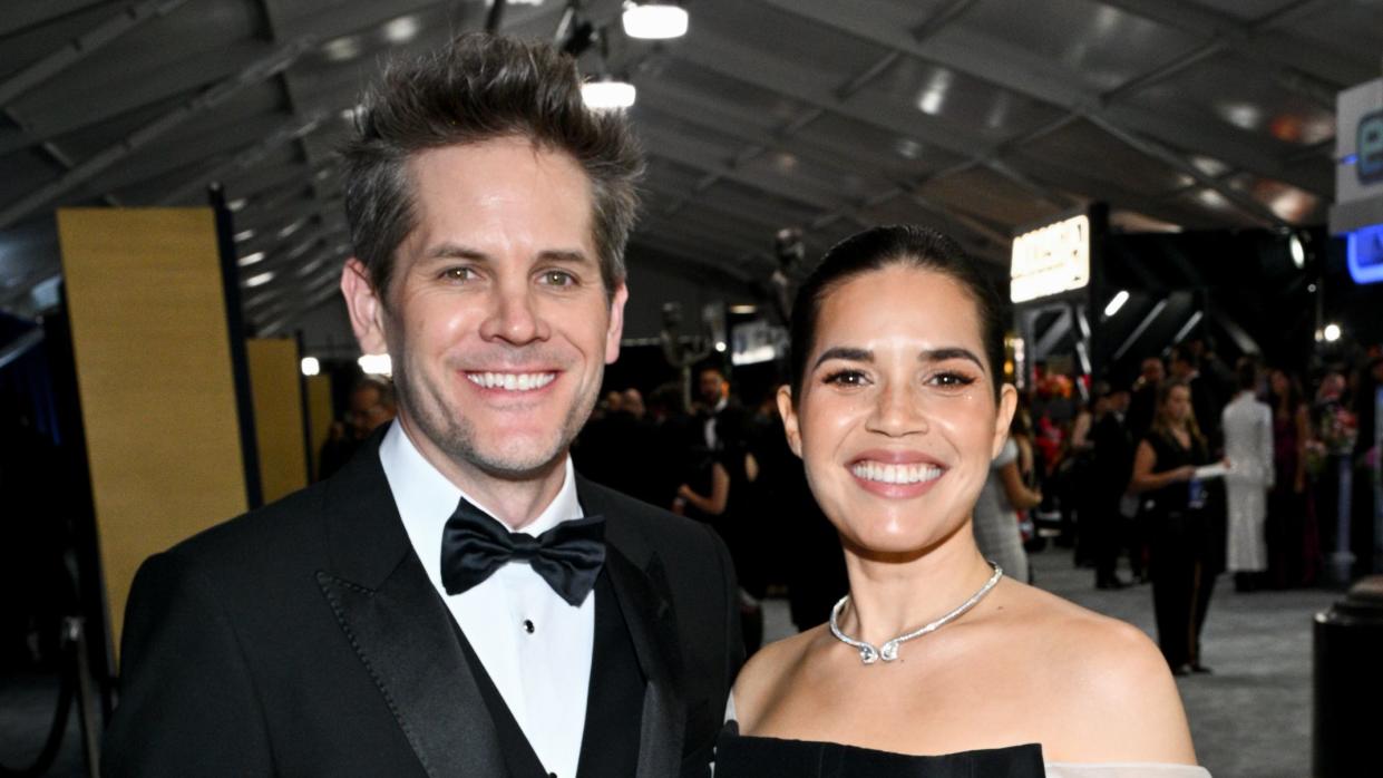 america ferrera and husband on 30th annual screen actors guild awards red carpet