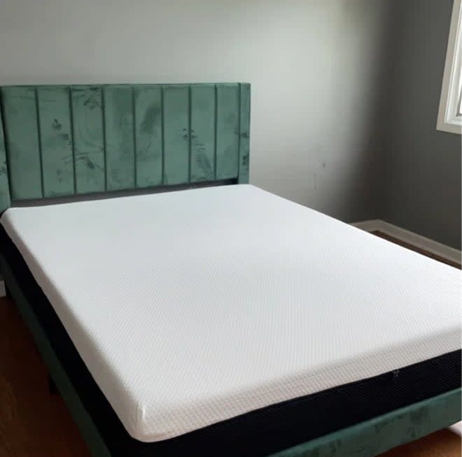 Reviewer's photo of the mattress