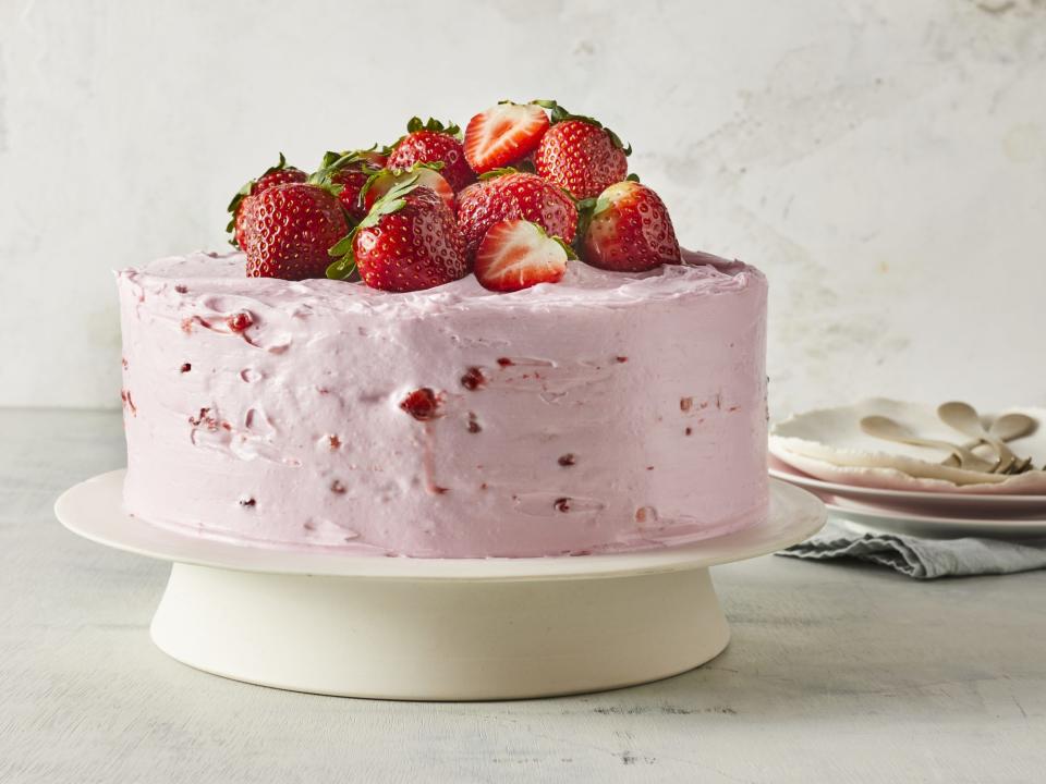 Strawberry-Lemonade Cake