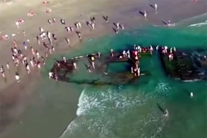 Experts will investigate whether the remains of a ship that washed up on a Californian beach are that of a Russian 