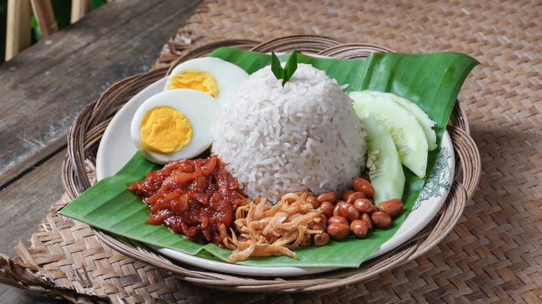 Nasi lemak on banana leaf