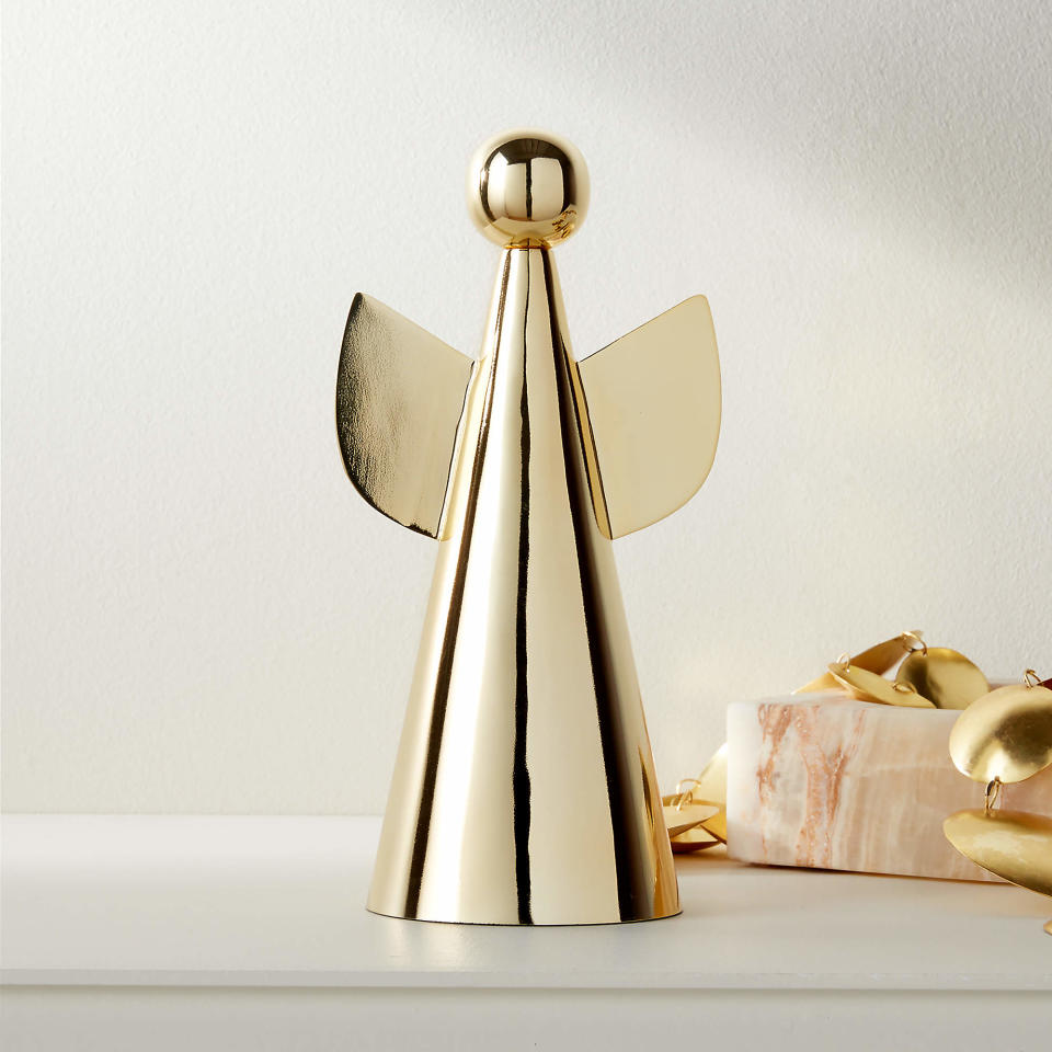 <p><a href="https://go.redirectingat.com?id=74968X1596630&url=https%3A%2F%2Fwww.cb2.com%2Fbrass-angel-christmas-tree-topper%2Fs147263&sref=https%3A%2F%2Fwww.townandcountrymag.com%2Fleisure%2Fg42145590%2Fbest-christmas-tree-topper-ideas%2F" rel="nofollow noopener" target="_blank" data-ylk="slk:Shop Now;elm:context_link;itc:0;sec:content-canvas" class="link ">Shop Now</a></p><p>Brass Angel Christmas Tree Topper</p><p>cb2.com</p><p>$39.95</p>