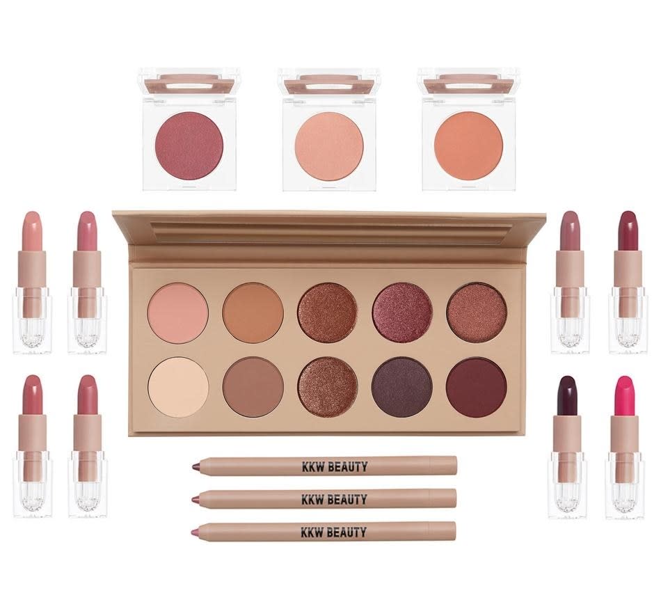 <h1 class="title">kkw beauty bundle</h1><cite class="credit">kkwbeauty.com</cite>