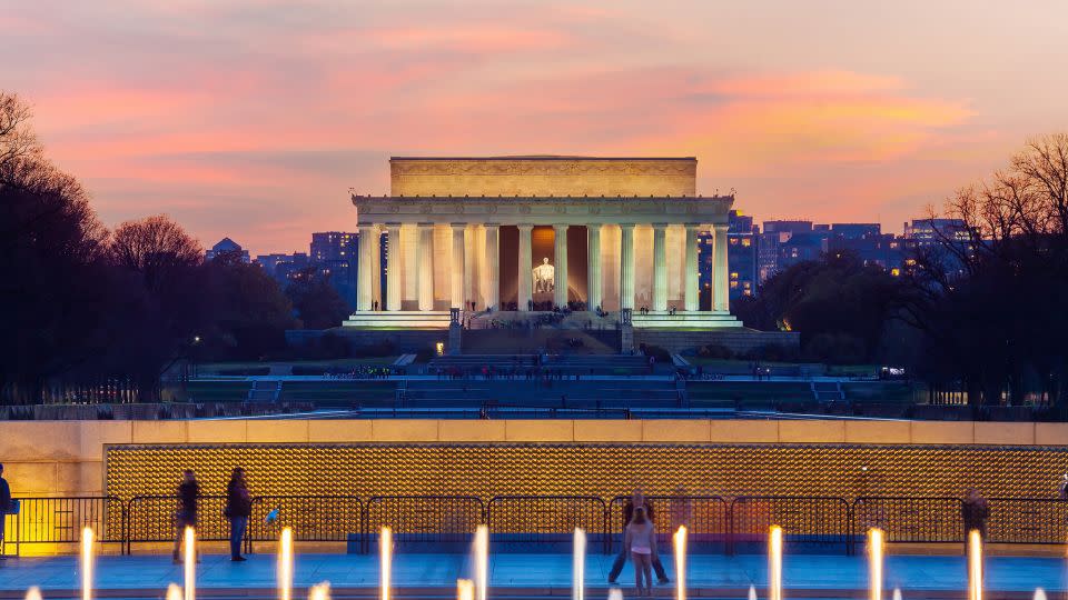 Day or night, the Lincoln Memorial is one of the most moving -- and popular -- experiences in the nation's capital. - f11photo/iStockphoto/Getty Images