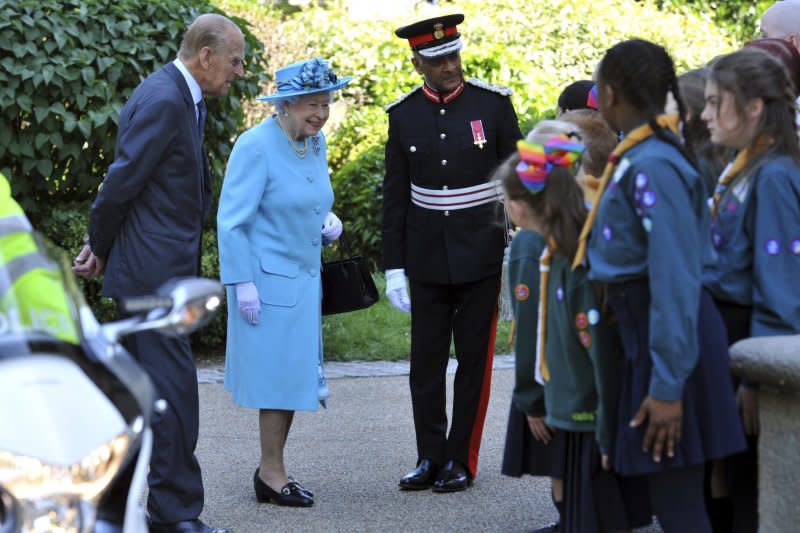 菲利普親王陪同英國女王伊莉莎白二世出席活動（AP）