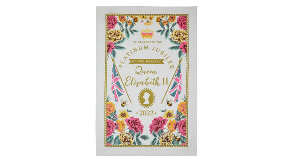 This is a stunning, but affordable gift to self, or for the Royal fans in your life. (Dunelm)