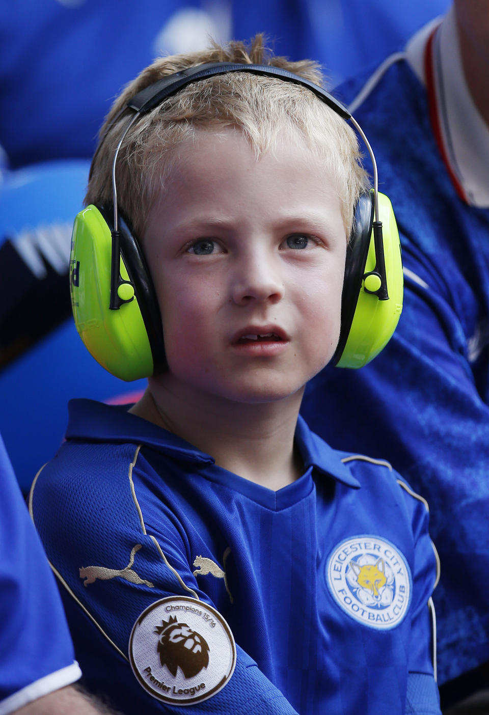 Football Soccer Britain - Leicester City v Manchester United - FA Community Shield - Wembley Stadium - 7/8/16 Leicester City fan wears headphones before the game Action Images via Reuters / Andrew Couldridge Livepic EDITORIAL USE ONLY. No use with unauthorized audio, video, data, fixture lists, club/league logos or "live" services. Online in-match use limited to 45 images, no video emulation. No use in betting, games or single club/league/player publications. Please contact your account representative for further details.