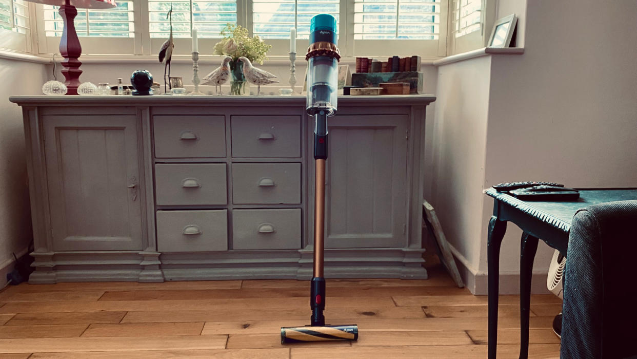  DYSON GEN5detect in the home hero 