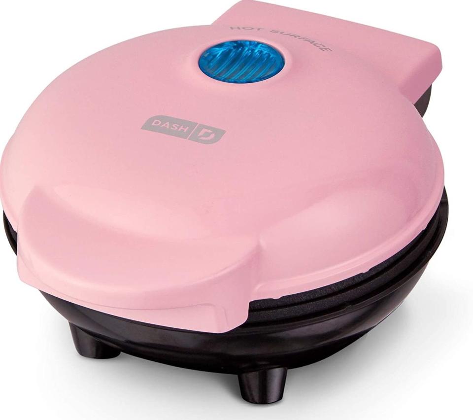 This will have you taking your single-serving breakfast and lunch game to new heights, without the stress of cleaning up multiple appliances.<br /><br /><strong>Promising review:</strong> "I LOVE this little gem. The portion size is perfect for one and you can get creative. It cooks stir-fry-size meats quickly and perfectly. It makes a grilled cheese on a small bun perfectly and cooks an egg perfectly. <strong>Clean up is so easy and quick; I love not messing up a pan and the stove.</strong> I like to eat, but for me, cooking for one is not especially fun. This is almost fun and so easy. All I really use now is this, the microwave, and a coffee pot. The kitchen stays immaculate!" &mdash; <a href="https://amzn.to/3dnfpar" target="_blank" rel="nofollow noopener noreferrer" data-skimlinks-tracking="5723569" data-vars-affiliate="Amazon" data-vars-href="https://www.amazon.com/gp/customer-reviews/R3HJC1ZW7VST57?tag=bfjasmin-20&amp;ascsubtag=5723569%2C12%2C31%2Cmobile_web%2C0%2C0%2C0" data-vars-keywords="cleaning" data-vars-link-id="0" data-vars-price="" data-vars-retailers="Amazon">Jaiyen</a><br /><br /><strong>Get it from Amazon for <a href="https://amzn.to/3e4wuoS" target="_blank" rel="noopener noreferrer">$9.99+</a> (available in four colors).</strong>