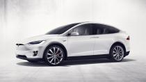 <p><strong>Tesla Modell X</strong><br><strong>Preis wie getestet:</strong> 93.707€<br><strong>Highlights</strong>: Innenraum fühlt sich geräumig und futuristisch an, schnelle und gute Bedienung.<br><strong>Mängel</strong>: Die zweite Reihe ist bei einigen Modellen nicht für mehr Stauraum umklappbar. Nicht so ruhig und bequem wie das Modell S. Probleme bei der Zuverlässigkeit der Hardware, der Farbe, der Verkleidung und der Klimaanlage.<br>(PA Motoring) </p>