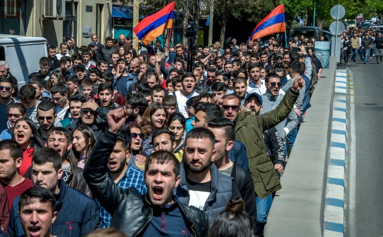 Some protesters chanted "Armenia without Serzh" and "Serzh is a liar"