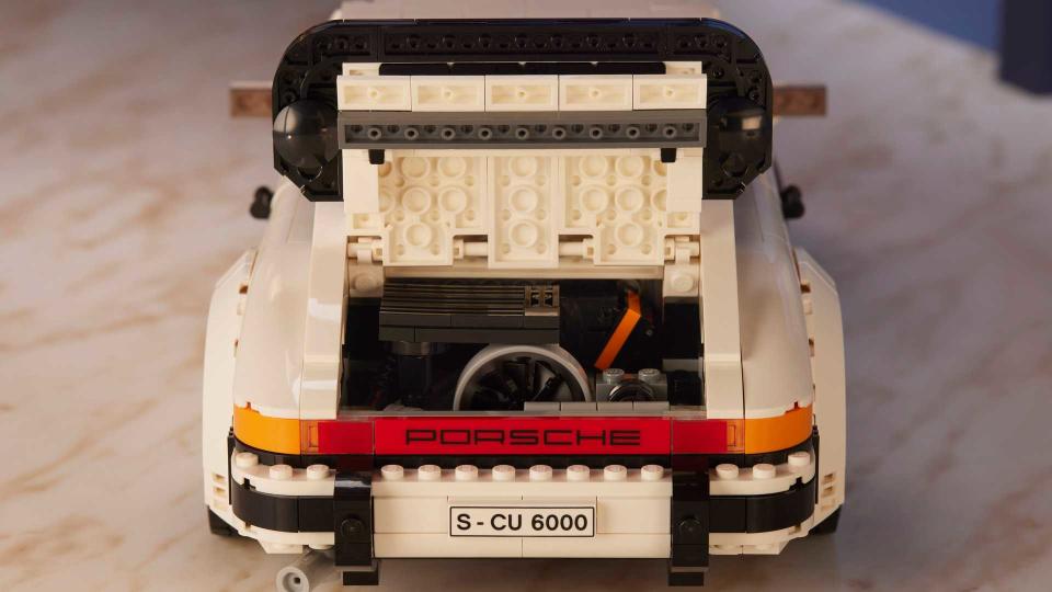一組盒玩兩種滿足！Lego 推出「Porsche 911 Turbo + Targa」 