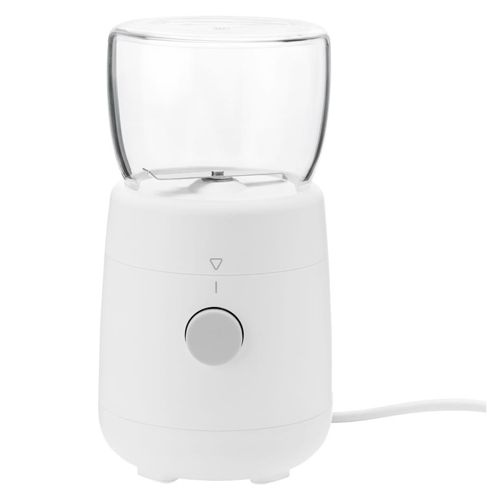 <p>Moulin à café Rig-Tig, 34€95<br> </p><br><a href="https://www.rig-tig.com/en/foodie--coffee-grinder-white-p-5093" rel="nofollow noopener" target="_blank" data-ylk="slk:Acheter;elm:context_link;itc:0;sec:content-canvas" class="link ">Acheter</a>