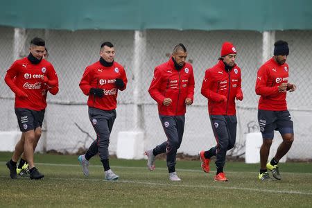 Chile's players participate in a team training session in Santiago, Chile, July 2, 2015. REUTERS/Ivan Alvarado