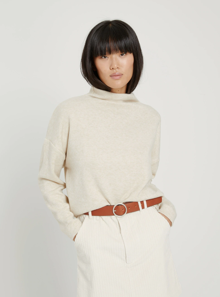 Women’s Long-Sleeved Mockneck  