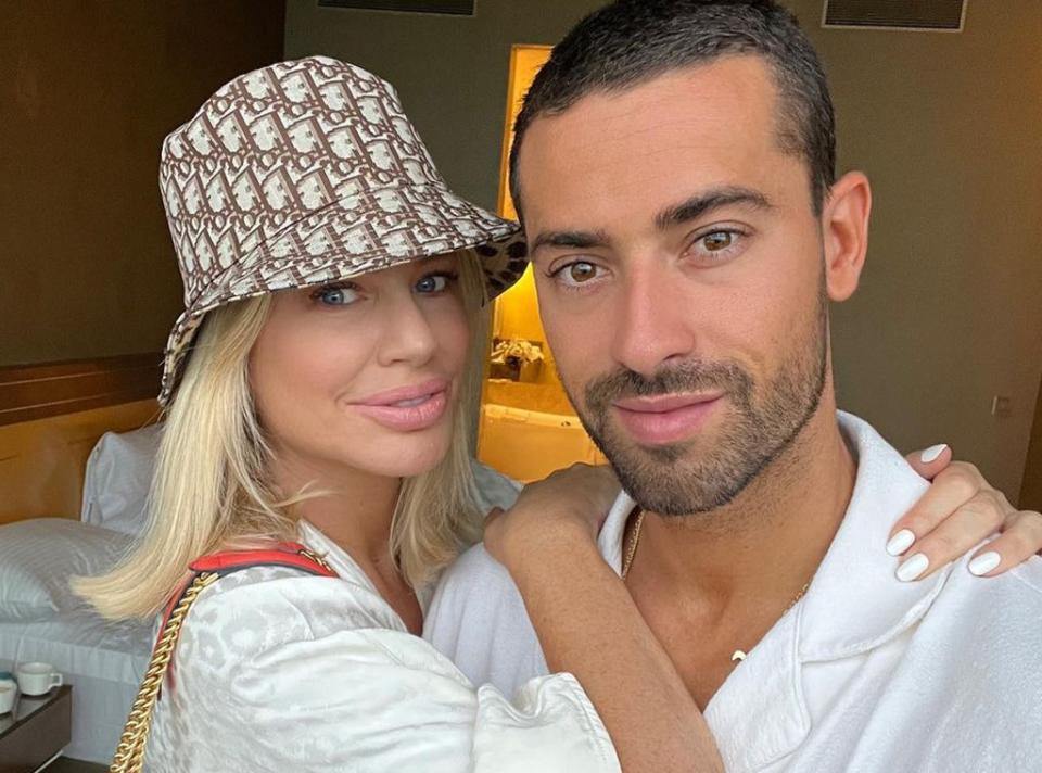 Sergio Carrallo, Caroline Stanbury, Instagram