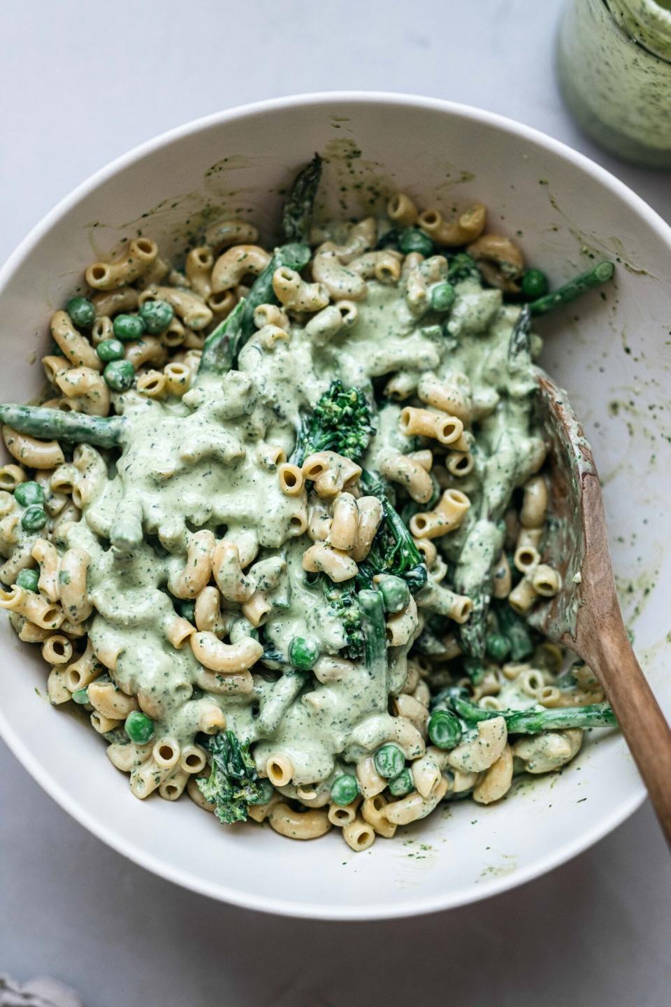 <a href="http://www.dollyandoatmeal.com/blog/2020/5/28/green-goddess-pasta-salad-gfv" target="_blank" rel="noopener noreferrer"><strong>Green Goddess Pasta Salad from Dolly and Oatmeal</strong></a>