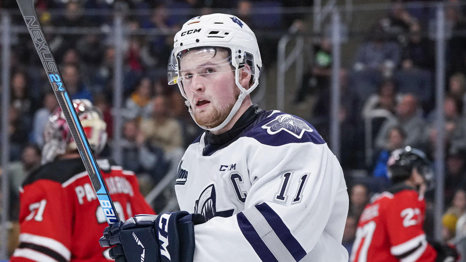 QUEBEC CITY, QC - OCTOBER 18:  Alexis Lafreniere #11 of the Rimouski Oceanic skates against the Quebec Remparts during their QMJHL hockey game at the Videotron Center on October 18, 2019 in Quebec City, Quebec, Canada. (Photo by Mathieu Belanger/Getty Images)