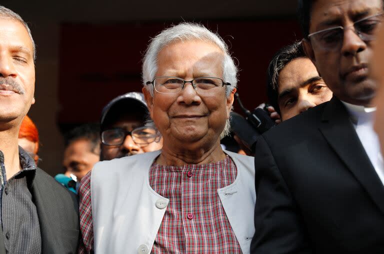 El premio Nobel de la Paz Muhammad Yunus, el 1 de enero de 2024, en Bangladesh. (AP/ Mahmud Hossain Opu)