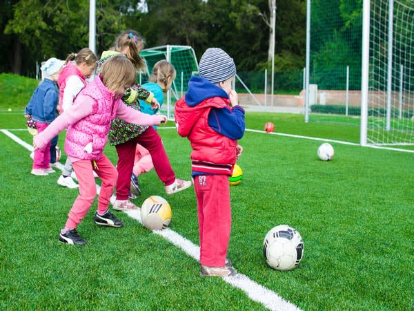 Girls who do regular extracurricular sports between ages 6 and 10 show fewer symptoms of attention-deficit/hyperactivity disorder (ADHD) at age 12, compared to girls who seldom do.