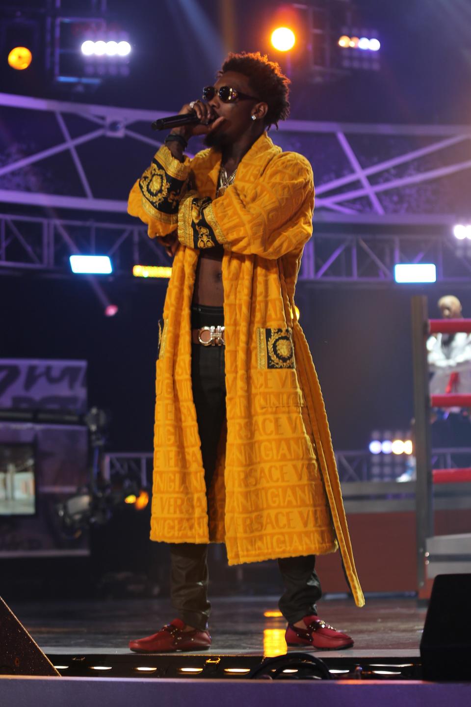 Offset performs with Migos at the BET Hip Hop Awards in Atlanta, September 20, 2014.