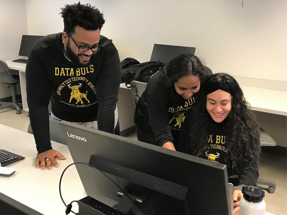 <span class="caption">The 'DATA Bulls' use computer science skills to create data analytics for college sports teams. </span> <span class="attribution"><span class="source">Felesia Stukes</span>, <span class="license">Author provided</span></span>