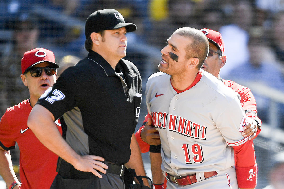 Joey Votto ejected: First baseman gets tossed in possibly his last