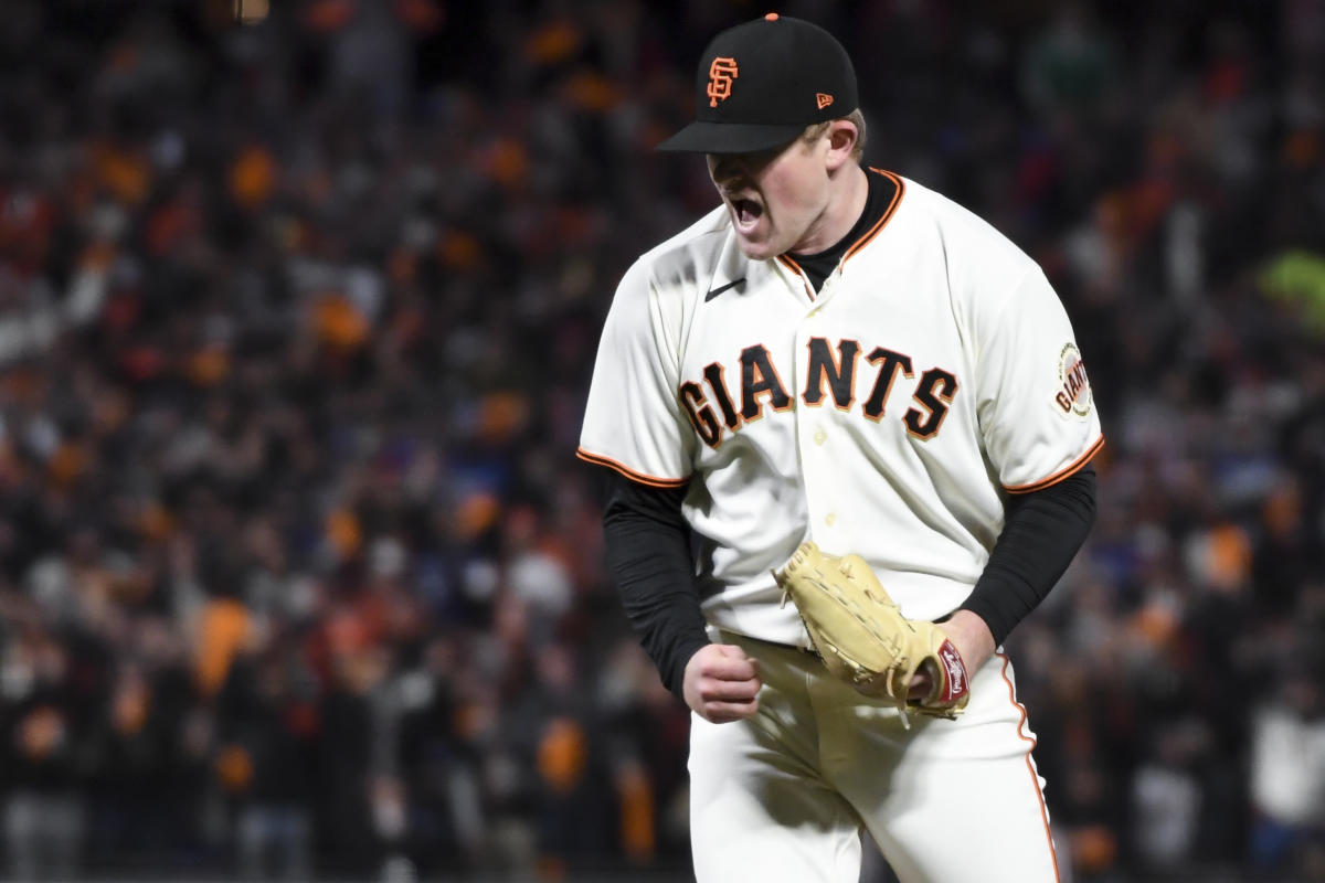 NLDS Game 1 Recap: Giants' Buster Posey, Logan Webb Too Much For