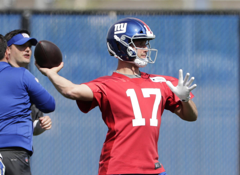 Rookie quarterback Kyle Lauletta will back up Eli Manning after being selected by first-year Giants general manager Dave Gettleman. (AP)