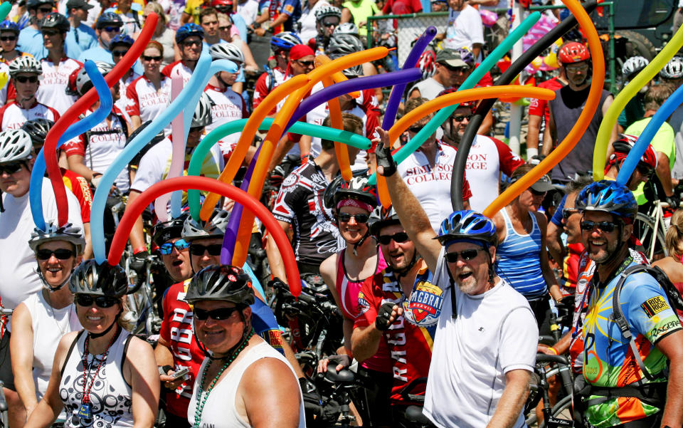 RAGBRAI riders in Burlington.