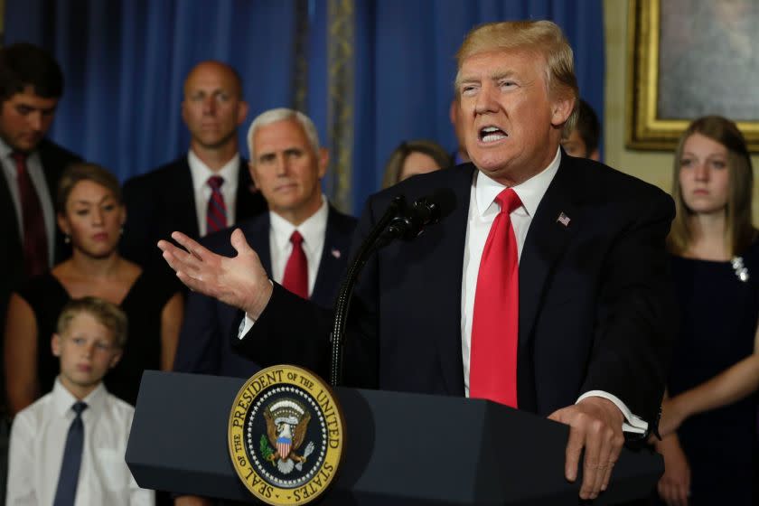 US President Donald Trump delivers a statement on healthcare in front of alleged "victims of Obamacare" at the White House in Washington on July 24, 2017. / AFP PHOTO / YURI GRIPASYURI GRIPAS/AFP/Getty Images ** OUTS - ELSENT, FPG, CM - OUTS * NM, PH, VA if sourced by CT, LA or MoD **