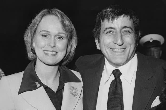 Central Press/Hulton Archive/Getty Tony Bennett and his wife, actress Sandra Grant Bennett