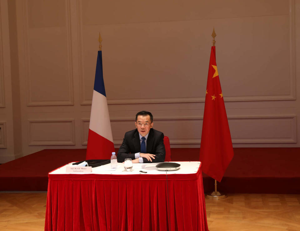 中國駐法大使盧沙野槓上法國學者，罵對方小流氓，態度強硬，還放話中國外交忍氣吞聲的時代已經一去不復返。   圖：翻攝自中國駐法使館臉書