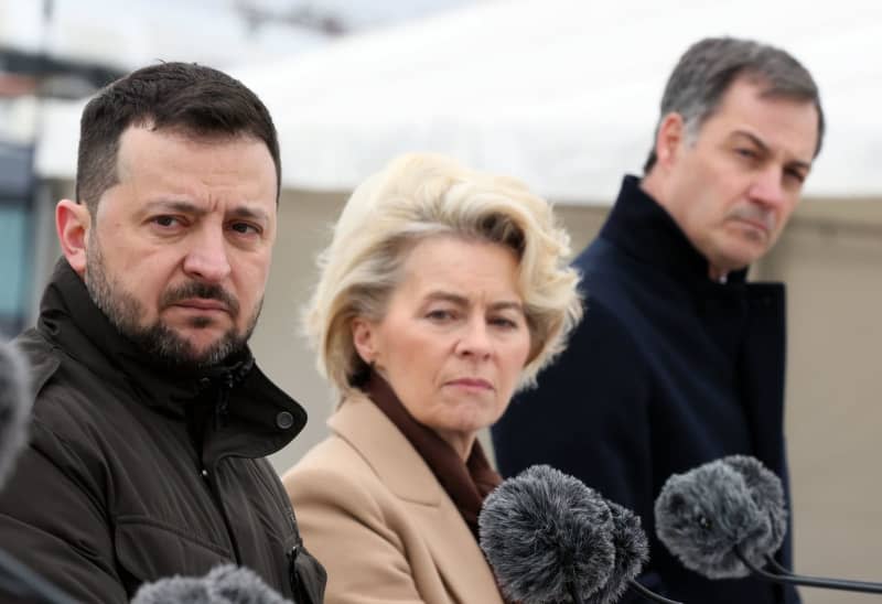 (L-R) Ukraine's President Volodymyr Zelensky, European Commission President Ursula Von der Leyen and Belgian Prime Minister Alexander De Croo speak at a joint press conference during a visit to Ukraine on the second anniversary of the start of the conflict with Russia. Benoit Doppagne/Belga/dpa