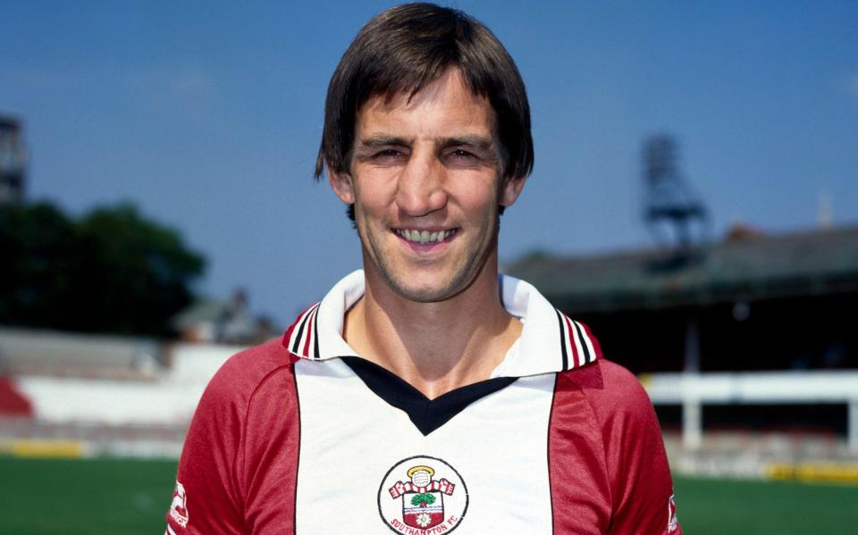 Chris Nicholl in Southampton kit