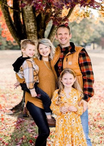 Clint and Shelby Hall have two children, Scarlett and Rolen. They live on a family farm in Ava, 15 miles from Mansfield.
