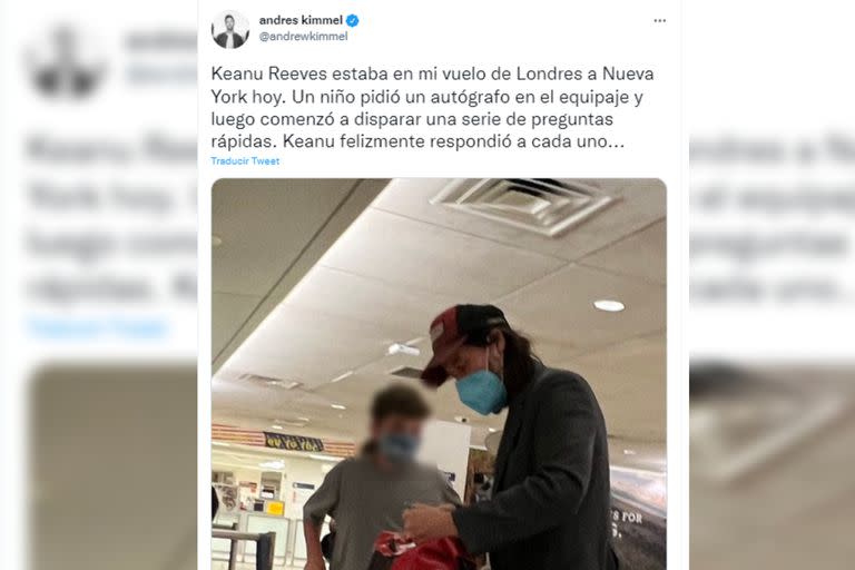 Keanu Reeves fue interceptado por un niño (Foto Twitter @andrewkimmel)