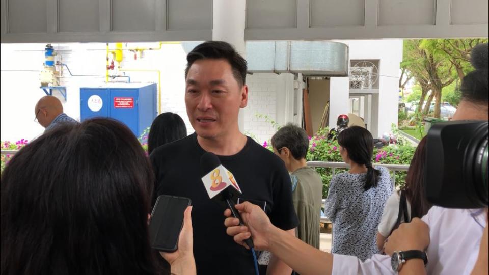 Actor Rayson Tan at the late Aloysius Pang’s wake at Macpherson Lane on 26 January 2019. (PHOTO: Reta Lee/Yahoo Lifestyle Singapore)