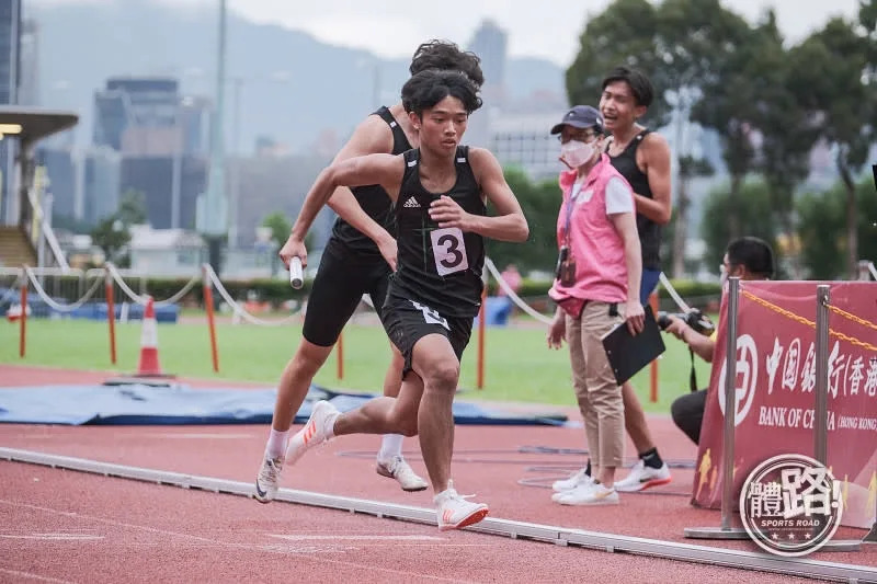 九龍華仁書院取得男子團體第四名