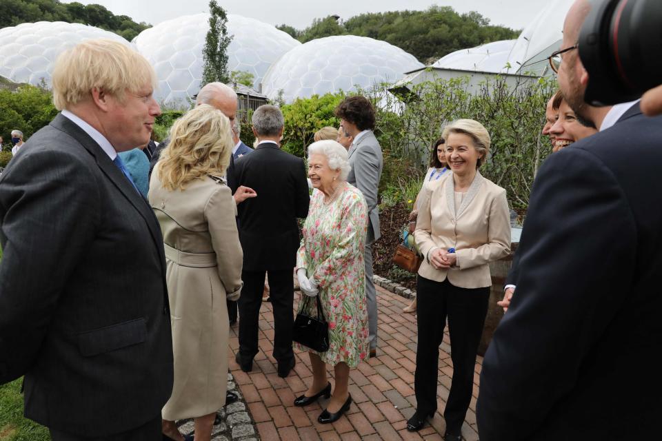 The Queen speaks to guests at the Eden Project (POOL/AFP via Getty Images)