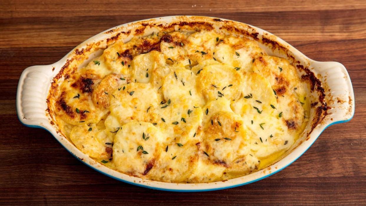 Potatoes au gratin horizontal