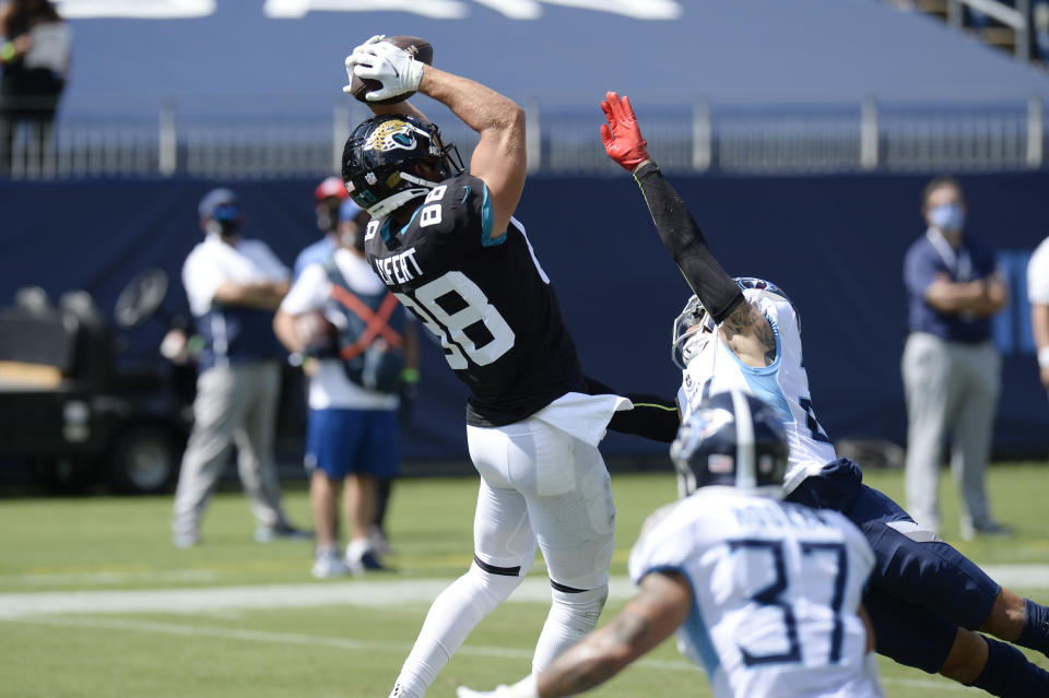 Jacksonville Jaguars tight end Tyler Eifert (88) catches a touchdown pass against the Tennessee Titans in the first half of an NFL football game Sunday, Sept. 20, 2020, in Nashville, Tenn. (AP Photo/Mark Zaleski)