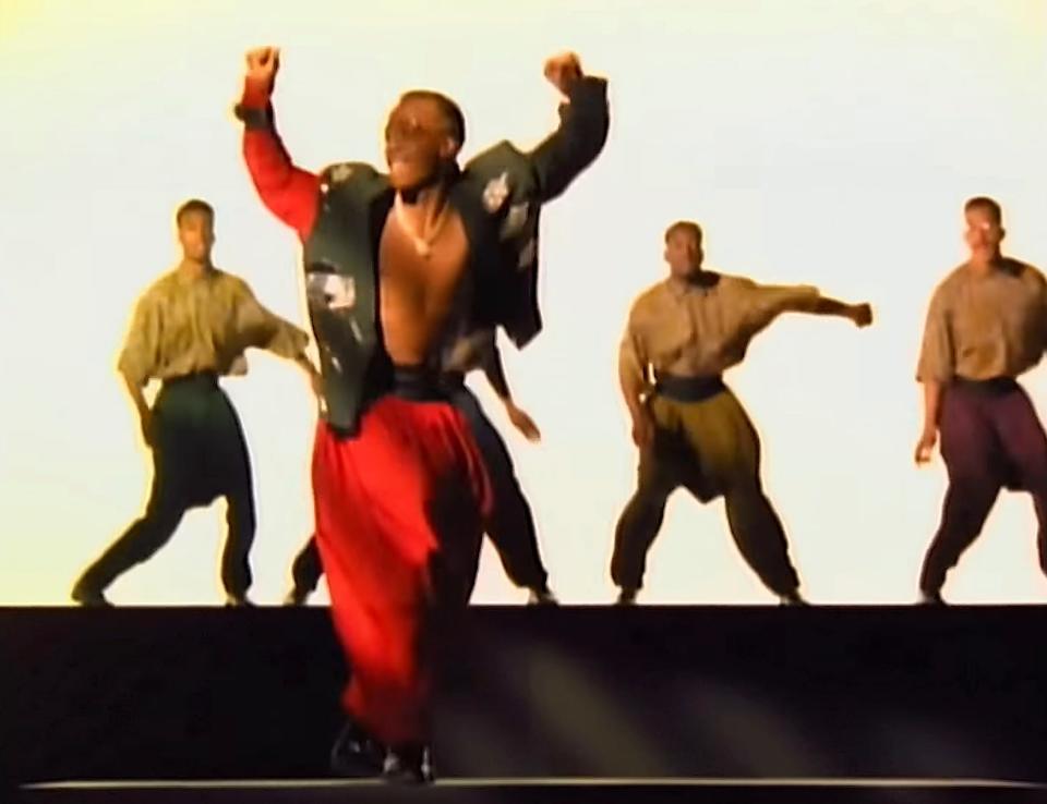 MC Hammer u can't touch this music video