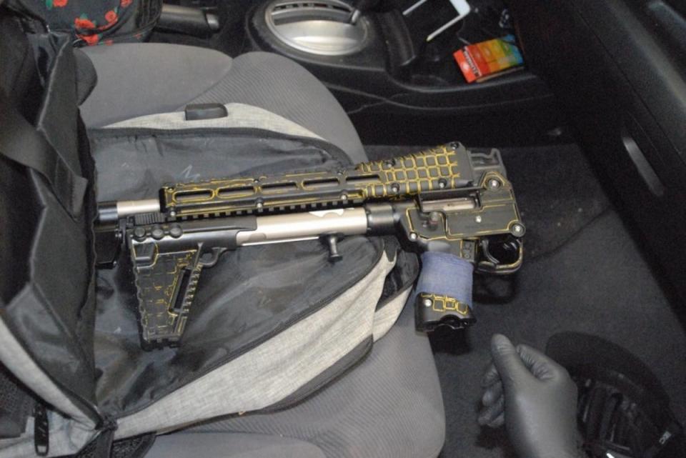 Police release an image of the gun allegedly used in the attack (Twitter/@BrianEntin)