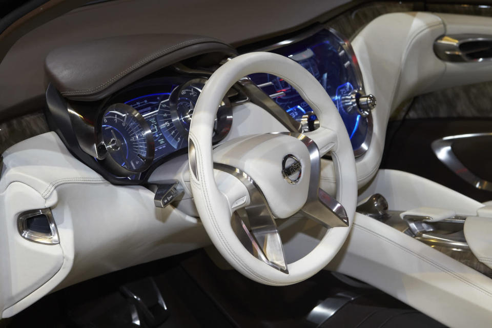 Interior of the Nissan Resonance concept