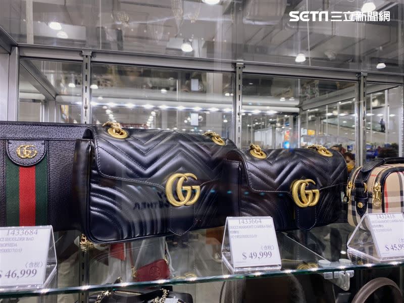 好市多北台中店獨賣CHANEL、Gucci包包。（圖／記者馮珮汶攝）