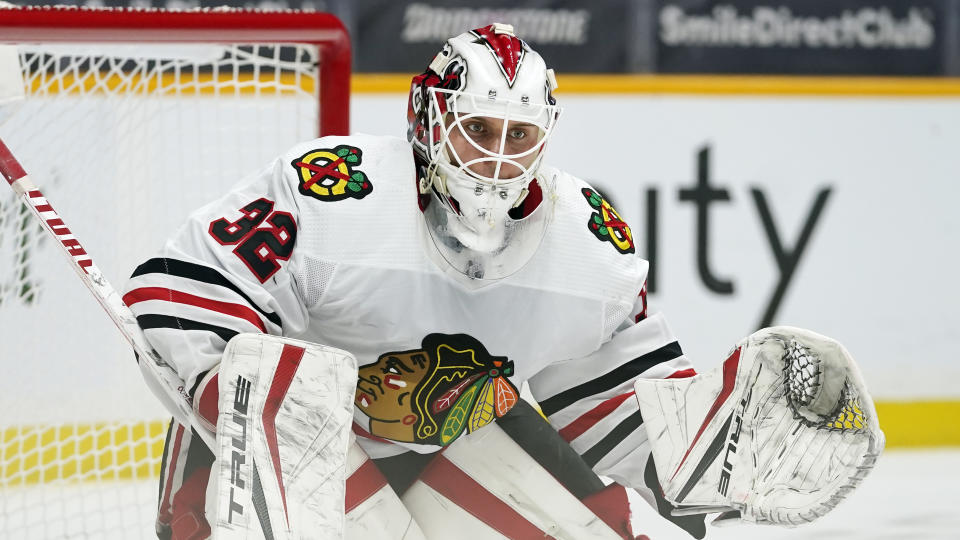 Chicago Blackhawks goaltender Kevin Lankinen (32) 