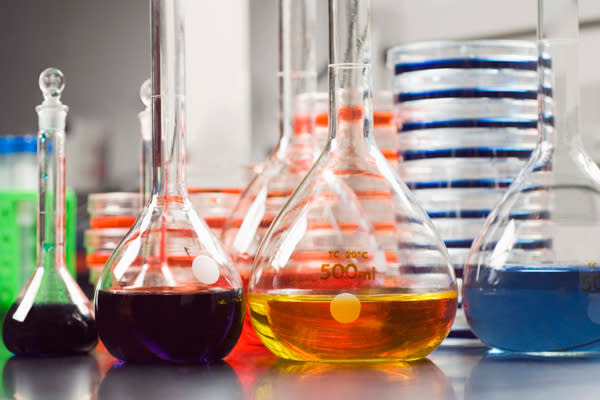 Sowohl mit einem Uni-Abschluss in Chemie, als auch... (Bild: thinkstock)