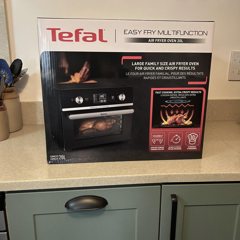 Testing the Tefal Oven Air Fryer at home