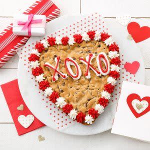 <p><a href="https://go.redirectingat.com?id=74968X1596630&url=https%3A%2F%2Fwww.mrsfields.com%2Fgifts%2FHave-a-Heart-Custom-9-Cookie-Cake%2F&sref=https%3A%2F%2Fwww.delish.com%2Ffood%2Fa58197%2Fvalentines-day-heart-shaped-foods%2F" rel="nofollow noopener" target="_blank" data-ylk="slk:Shop Now;elm:context_link;itc:0;sec:content-canvas" class="link ">Shop Now</a></p><p>Have a Heart Custom 9" Cookie Cake</p><p>$34.99</p><p>mrsfields.com</p><span class="copyright">Mrs. Fields</span>